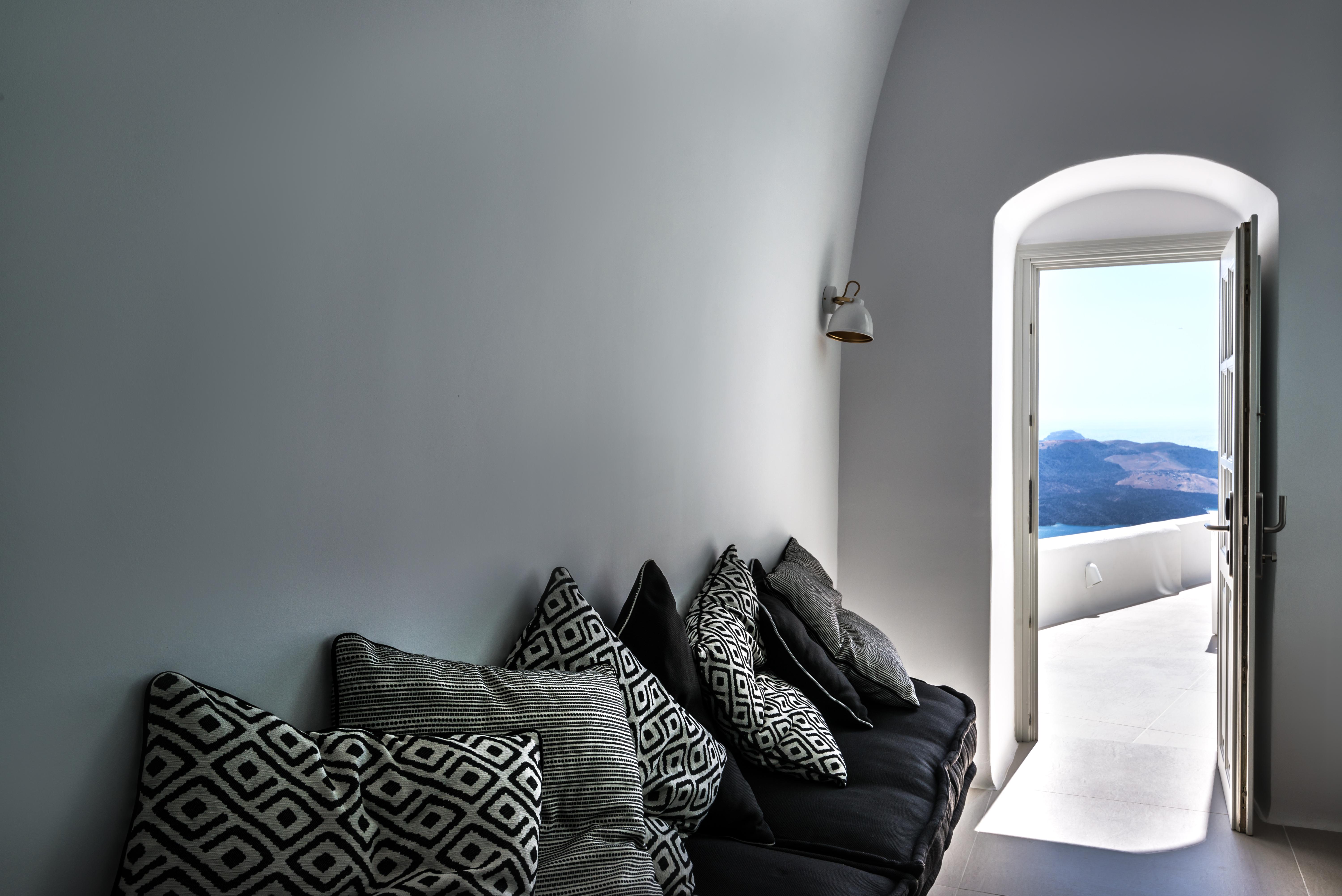Nefeles Luxury Suites ฟิรา ภายนอก รูปภาพ