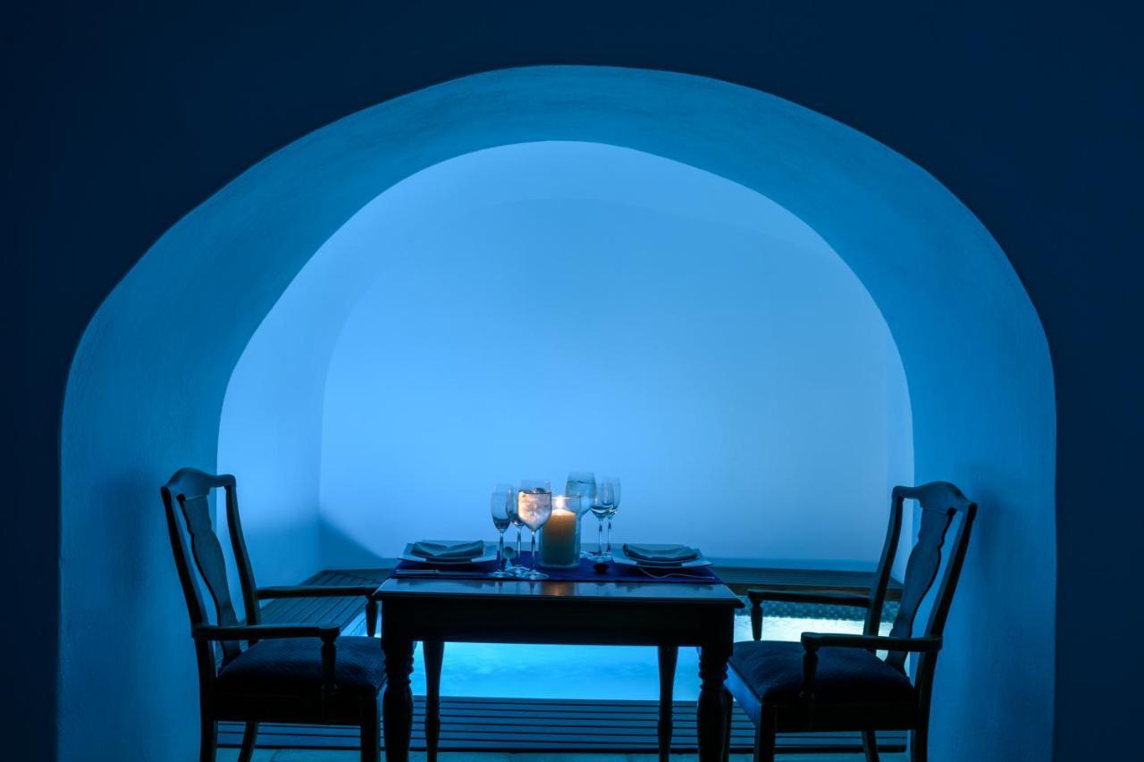 Nefeles Luxury Suites ฟิรา ภายนอก รูปภาพ